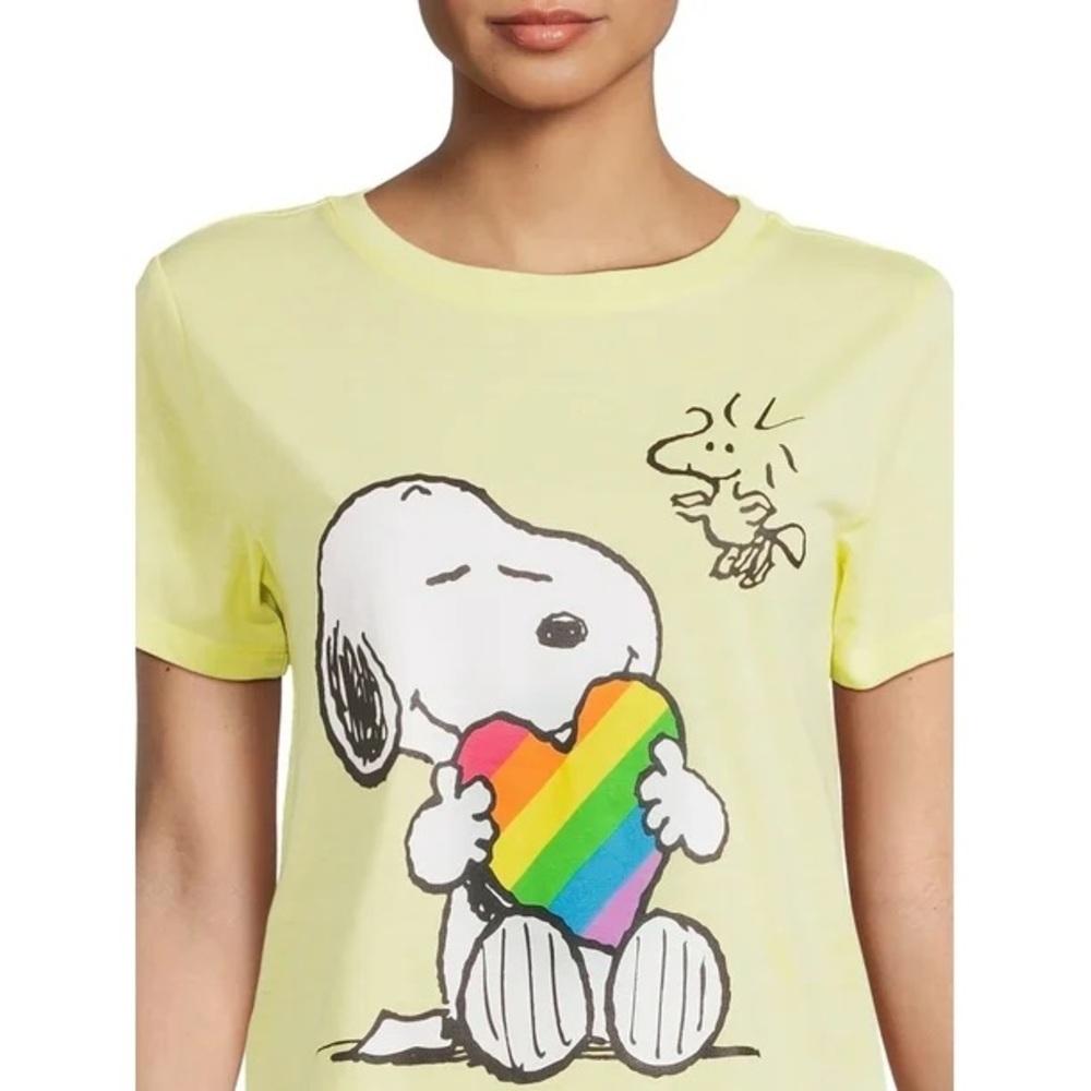 Peanuts Pride T-Shirt Women's XXL Yellow Snoopy Woodstock Rainbow Cute Cartoon